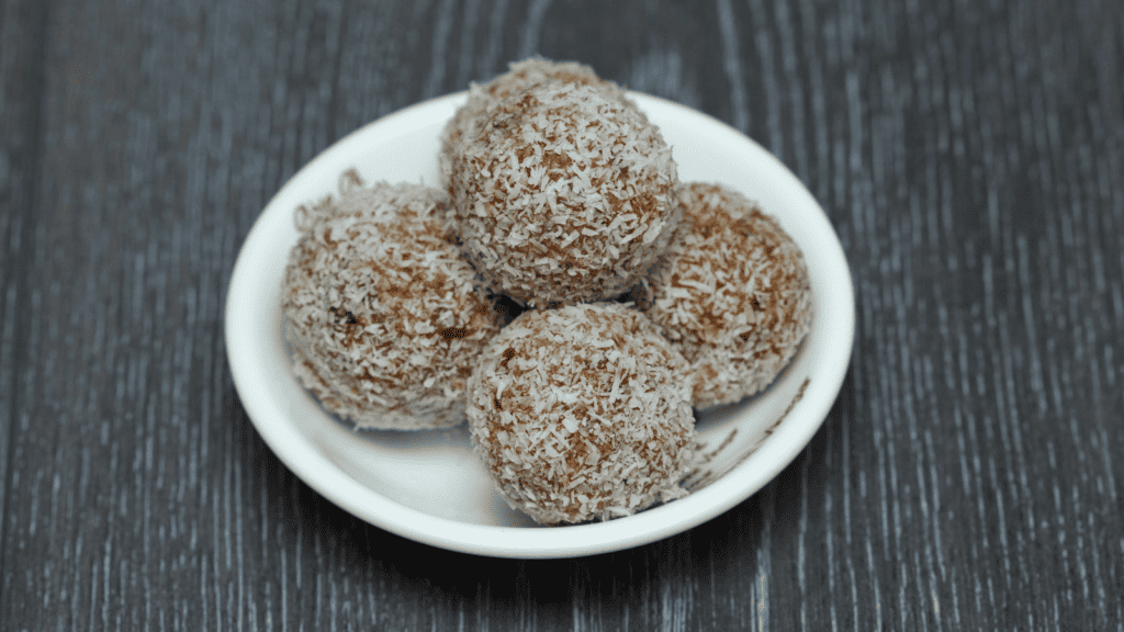 Apricot cashew and coconut bites diabetes friendly