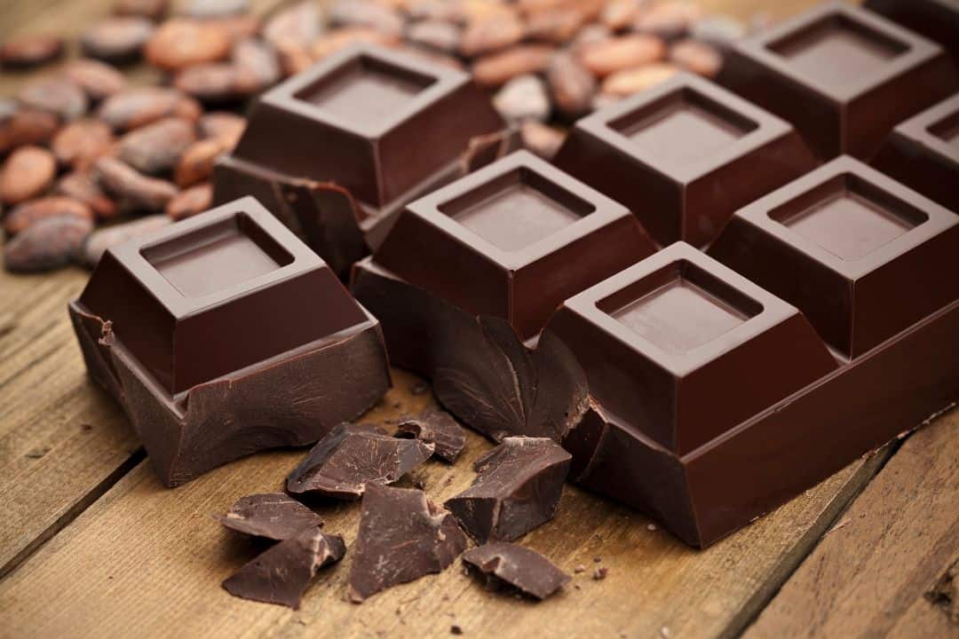 Dark chocolate that help reduce tinnitus