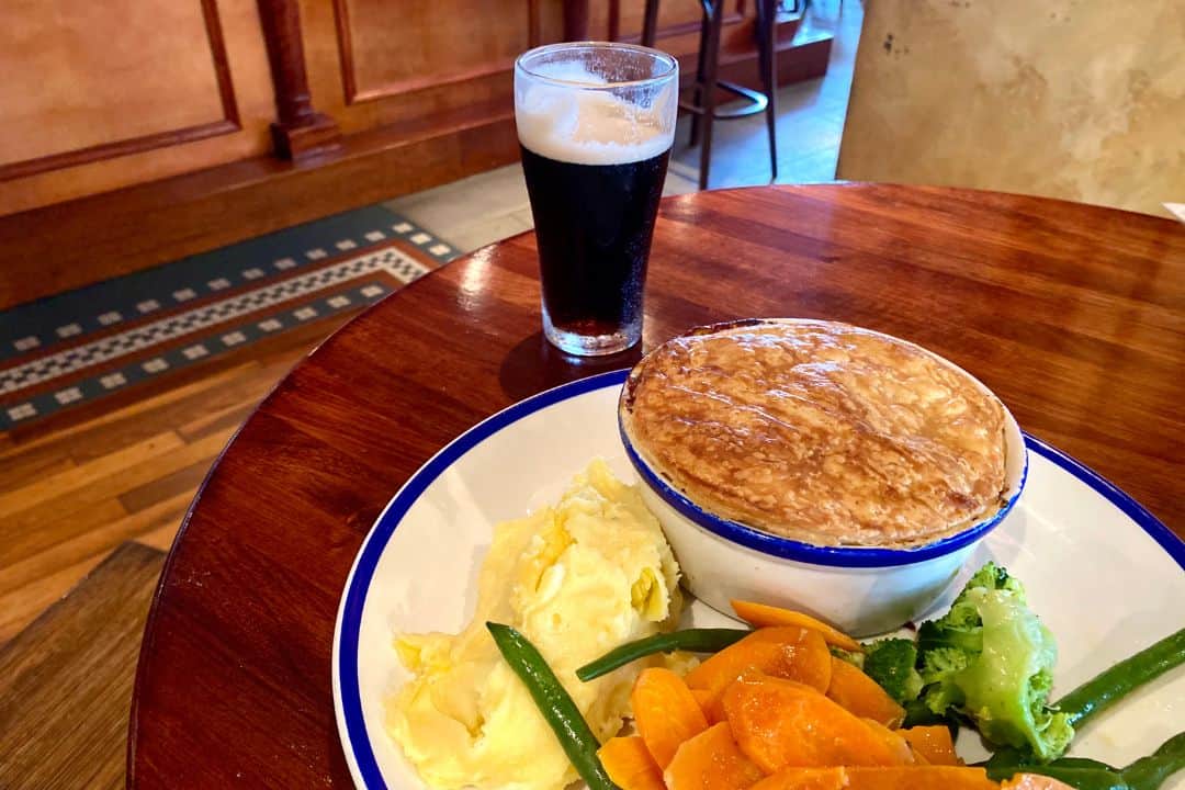 Beef and guinness pie