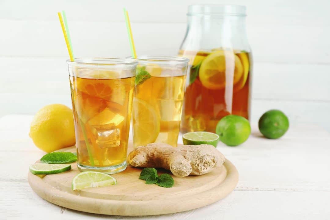 Iced tea with ginger that help reduce tinnitus